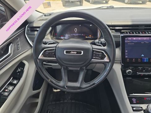 Certified 2021 Jeep Grand Cherokee L Overland w/ Advanced Protech Group III AWD/4WD image 10