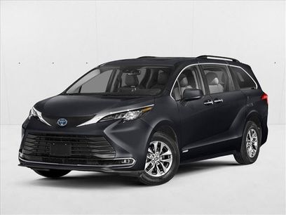 Used 2023 Toyota Sienna XLE w/ XLE Plus Package