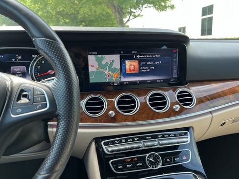 Certified 2017 Mercedes-Benz E 300 image 31