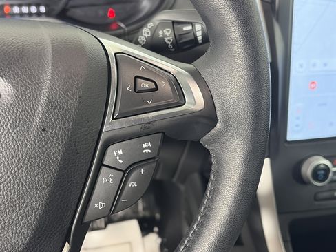 Used 2022 Ford Edge SEL w/ Convenience Package image 31