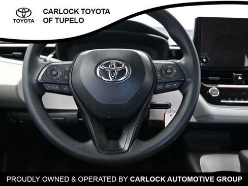 Used 2025 Toyota Corolla LE image 23