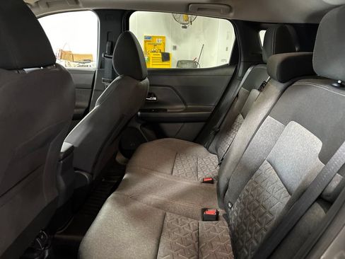 Used 2025 Nissan Kicks SV w/ SV Premium Package AWD/4WD image 29