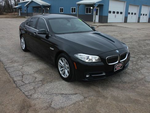 Used 2016 BMW 528i xDrive Sedan image 4
