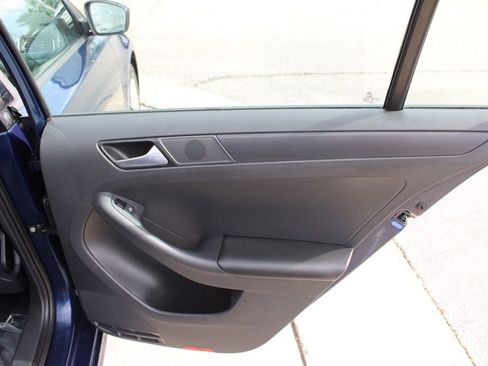 Used 2014 Volkswagen Jetta S image 21
