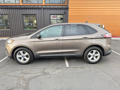 Used 2019 Ford Edge SE AWD/4WD image 2