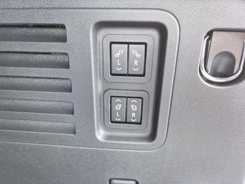 New 2026 Buick Enclave Preferred w/ Power Package image 18