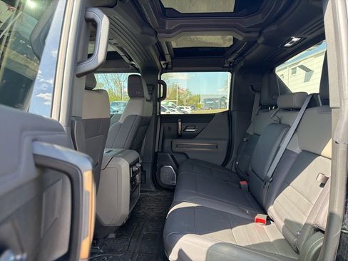 Used 2025 GMC Hummer EV 3X AWD/4WD image 22
