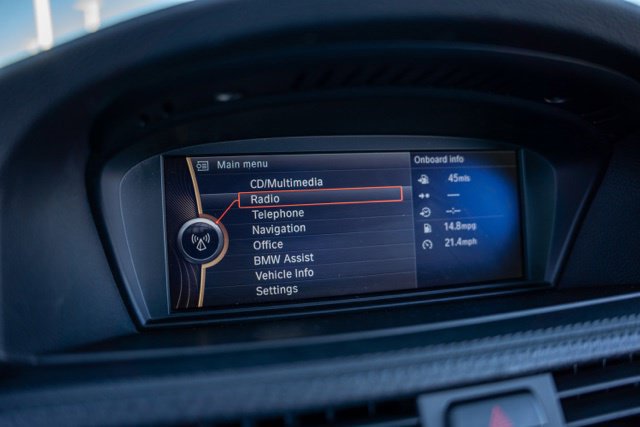 Used 2011 BMW M3 Coupe RWD image 23