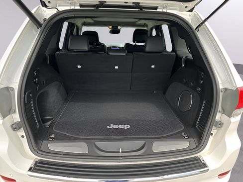 Used 2021 Jeep Grand Cherokee Summit AWD/4WD image 33