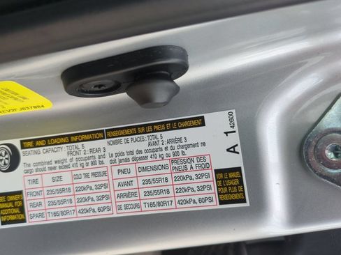Used 2015 Toyota RAV4 Limited w/ Outdoor Package FWD image 14