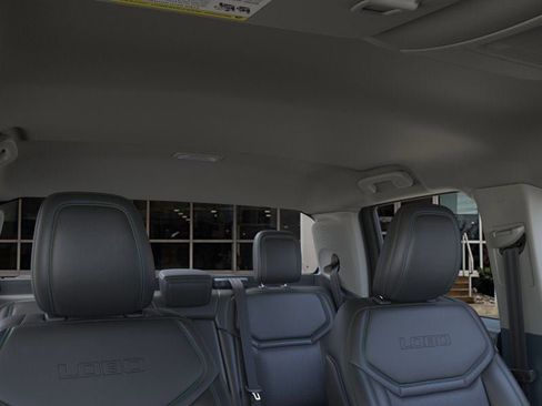 New 2026 Ford Maverick Lobo AWD/4WD image 12