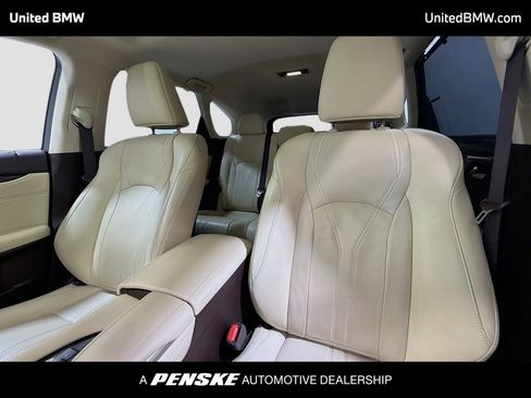 Used 2020 Lexus RX 350L Luxury w/ Accessory Package FWD image 5