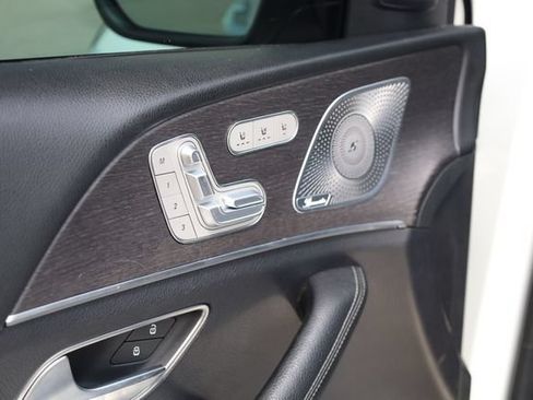 Used 2020 Mercedes-Benz GLS 580 4MATIC image 19