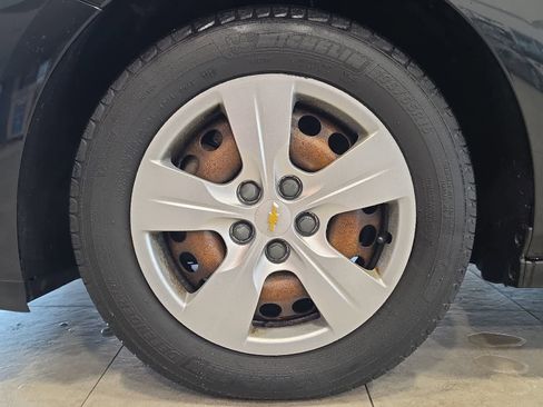 Used 2016 Chevrolet Cruze LS FWD image 13