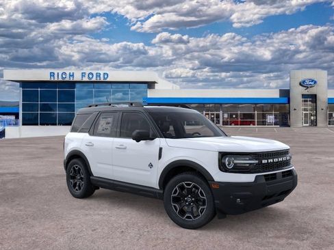 New 2026 Ford Bronco Sport Outer Banks w/ Outer Banks Tech Package+ AWD/4WD image 7