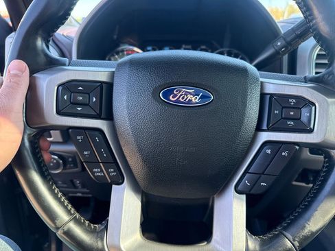 Used 2017 Ford F250 Platinum w/ Platinum Ultimate Package AWD/4WD image 14