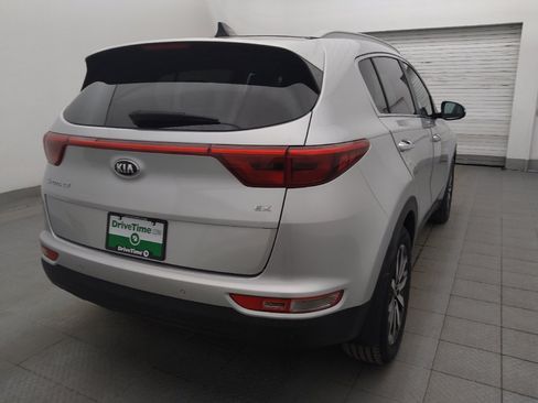Used 2017 Kia Sportage EX w/ EX Technology Package FWD image 9