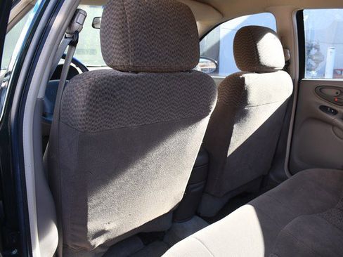 Used 2002 Pontiac Grand Am SE image 21