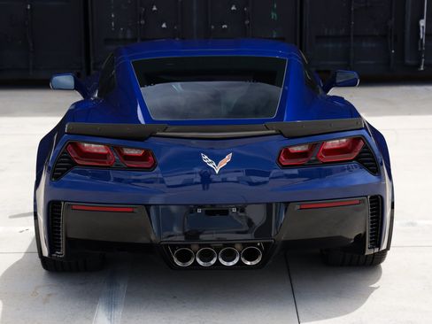 Used 2018 Chevrolet Corvette Grand Sport RWD image 14