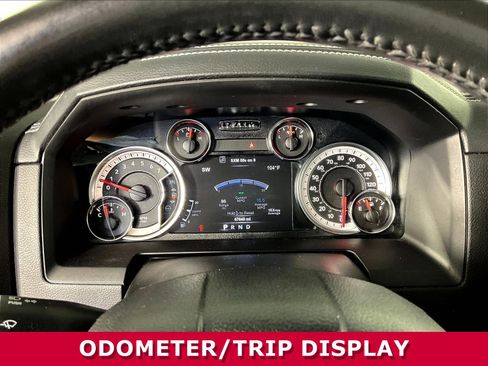 Used 2018 RAM 1500 Laramie w/ Convenience Group AWD/4WD image 12