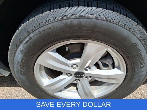 Used 2026 Kia Sorento LX FWD image 8