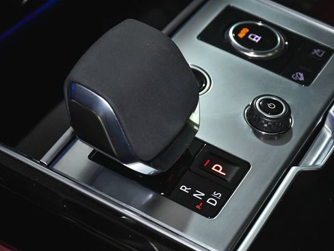 Used 2023 Land Rover Range Rover Autobiography AWD/4WD image 47