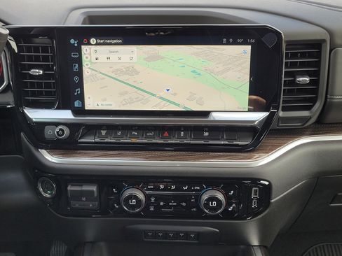 New 2026 Chevrolet Silverado 2500 LT w/ Texas Edition image 13