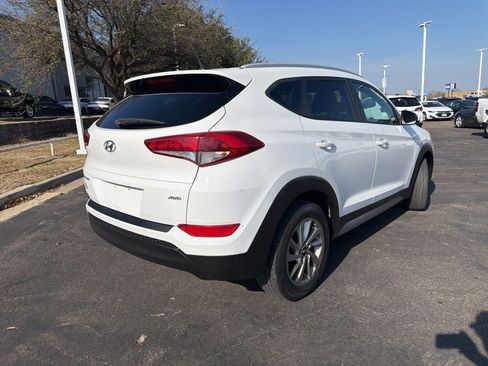 Used 2017 Hyundai Tucson SE image 3