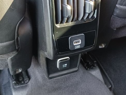 Used 2022 Jeep Compass Limited AWD/4WD image 28