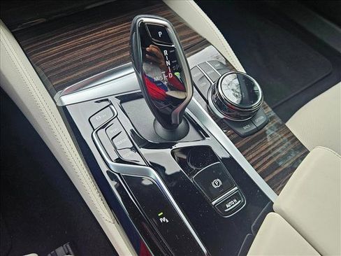 Certified 2023 BMW 540i w/ Executive Package image 21