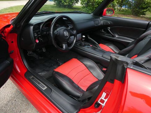 Used 2006 Honda S2000 image 13