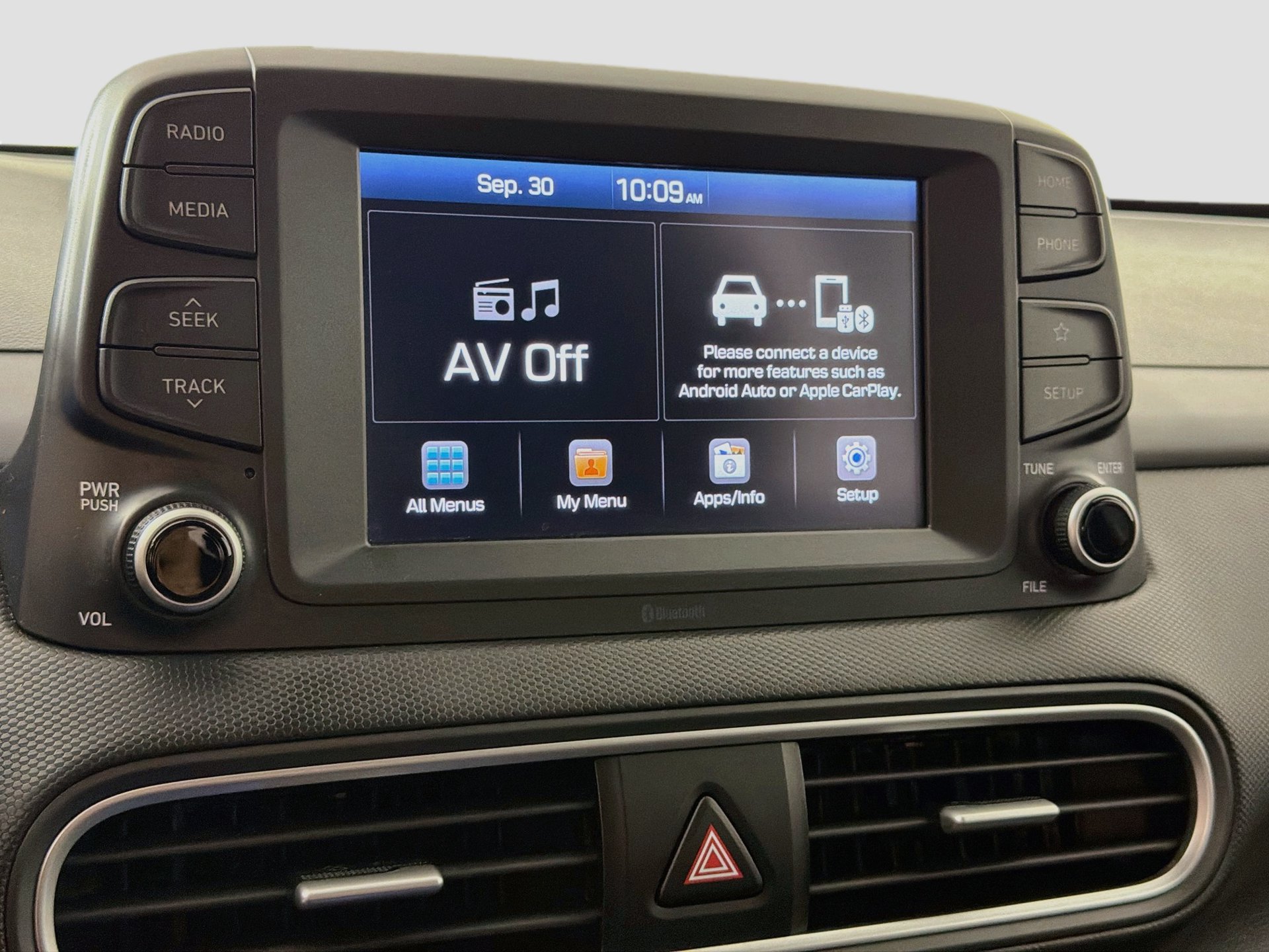 Used 2019 Hyundai Kona SE FWD image 14