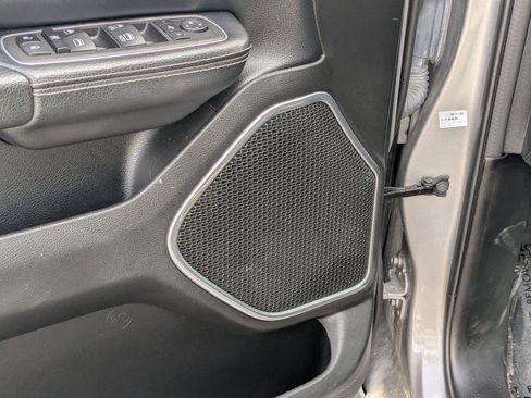 Used 2023 RAM 1500 Laramie image 15