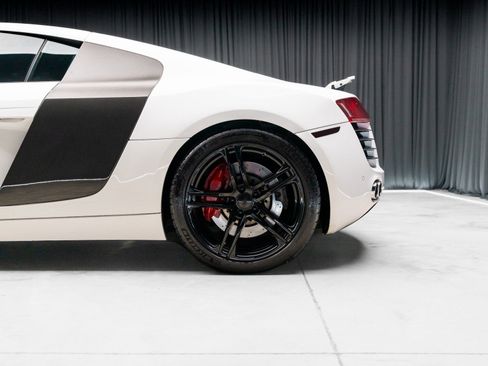 Used 2009 Audi R8 V8 image 43