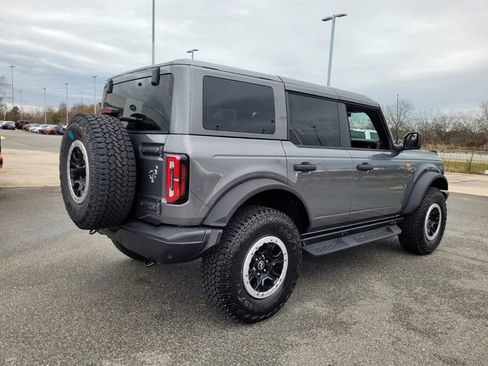 New 2025 Ford Bronco Badlands w/ Sasquatch Package AWD/4WD image 43