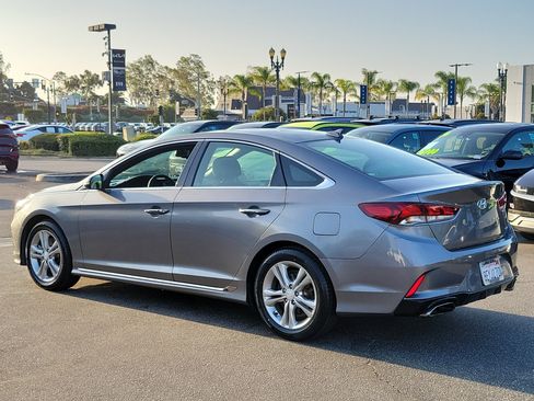 Used 2018 Hyundai Sonata Sport w/ Tech Package 05 FWD image 28