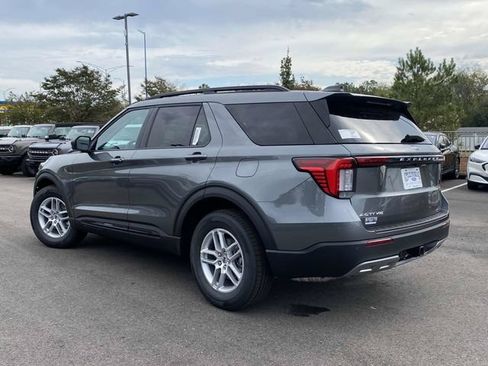 New 2026 Ford Explorer Active w/ Active Comfort Package RWD image 16