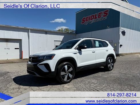 Used 2024 Volkswagen Taos S AWD/4WD image 1
