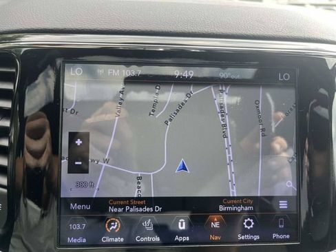 Used 2019 Jeep Grand Cherokee Altitude AWD/4WD image 32