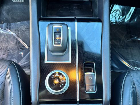 Used 2024 Mitsubishi Outlander SEL image 27