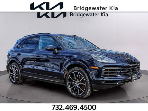 Used 2021 Porsche Cayenne S AWD/4WD image 1