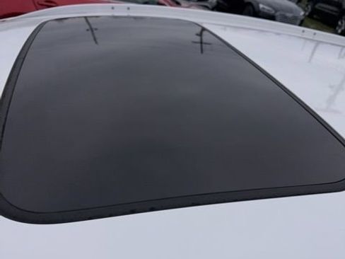 Used 2022 Honda HR-V EX image 16