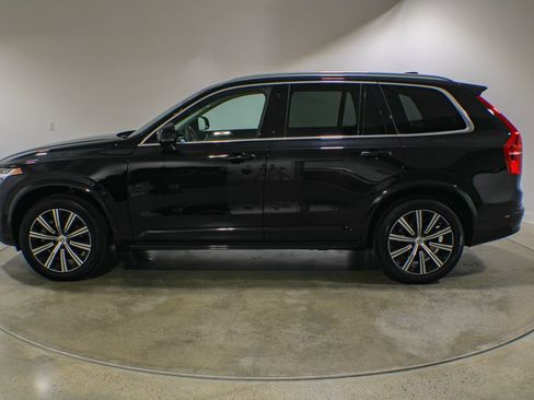 Used 2023 Volvo XC90 B5 Core w/ Climate Package AWD/4WD image 2