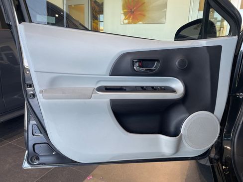 Used 2014 Toyota Prius C Two image 13