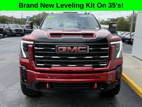 Used 2025 GMC Sierra 2500 AT4 w/ AT4 Premium Plus Package AWD/4WD image 7