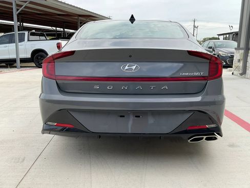Used 2021 Hyundai Sonata Limited w/ Preferred Accessory Package FWD image 9