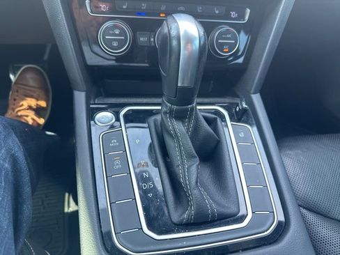 Used 2020 Volkswagen Arteon SEL Premium image 16