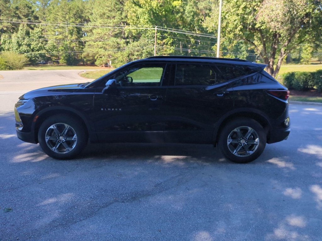 New 2026 Chevrolet Blazer LT w/ Convenience Package FWD image 8