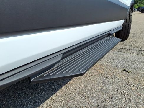 New 2026 Ford Transit 150 148 Medium Roof AWD w/ Exterior Upgrade Package image 9