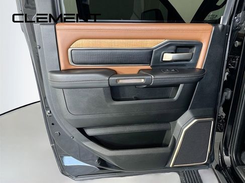 Used 2024 RAM 2500 Limited w/ Safety Group image 34